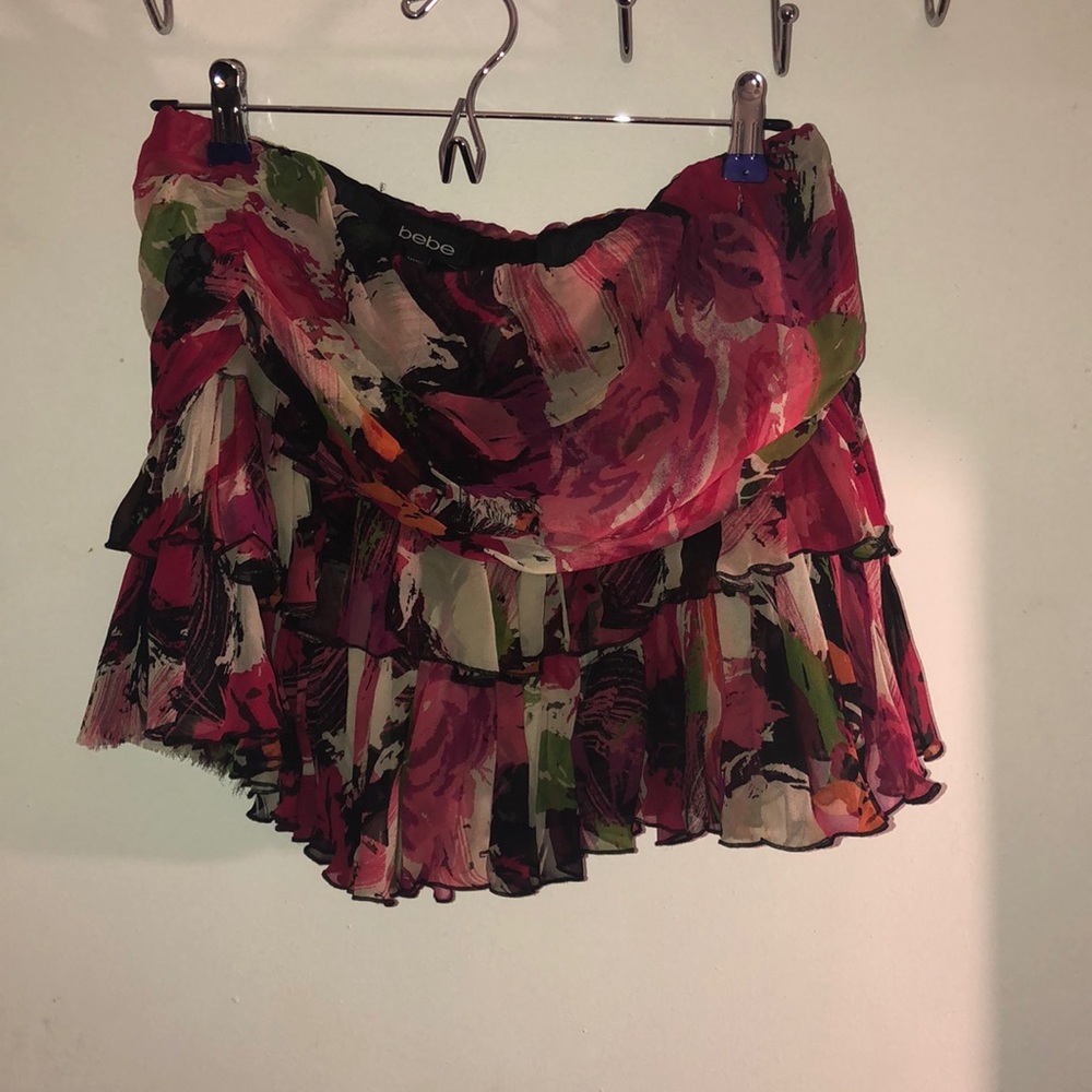 Bebe floral mini skirt
